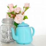1204662_teapot_teabags_and_roses