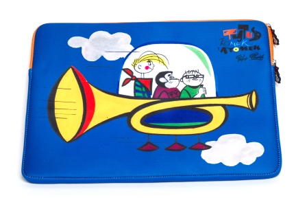 Neoprenowe etui na laptop 17 TR_BKA