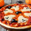 Domowa pizza z duszkami idealna na Halloween